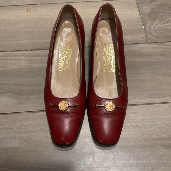 Salvatore Ferragamo Vintage Gold Bit Red Leather Pumps Heels Shoes Office Siren - Picture 3 of 11